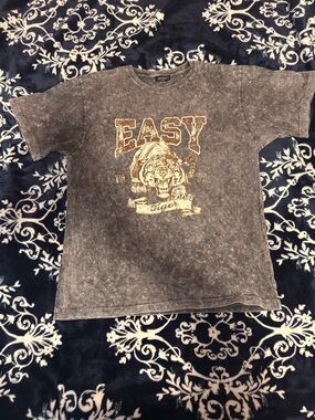 Easy Graphic Short Sleeve Tee - Washed Black